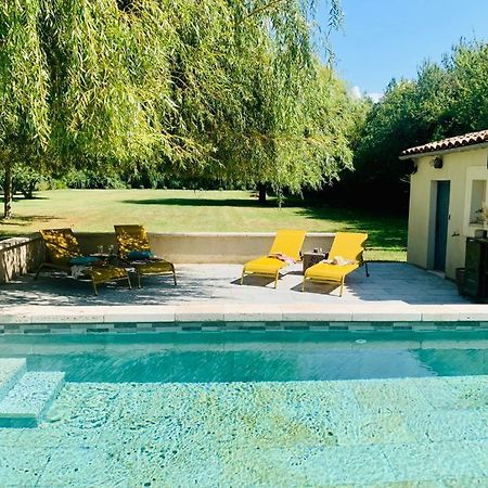 Mas Des Muses Bed & Breakfast L'Isle-sur-la-Sorgue Bagian luar foto