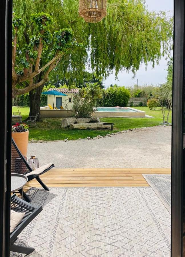 Mas Des Muses Bed & Breakfast L'Isle-sur-la-Sorgue Bagian luar foto